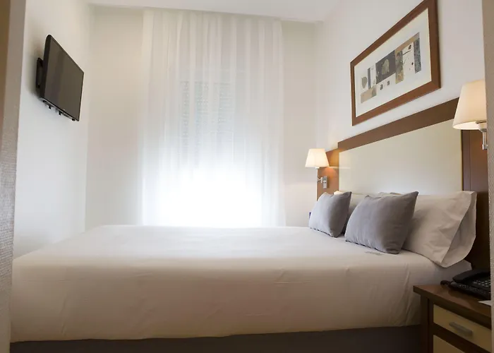 Apartahotel Albufera 4*